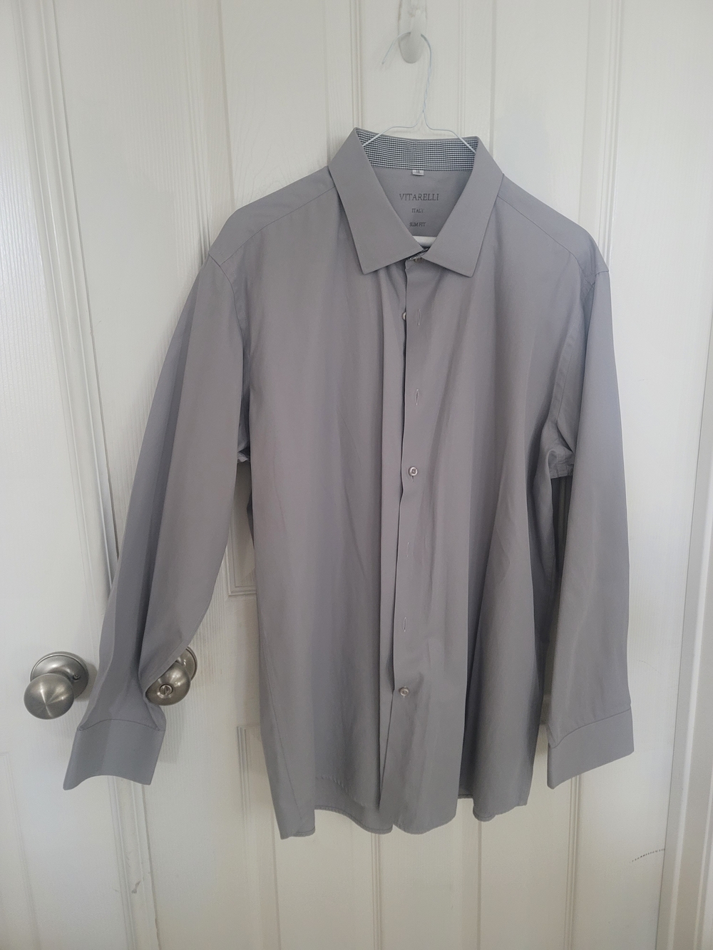 Vitarelli Men's Gray Long-Sleeve Dress Shirt - Classic Point Collar